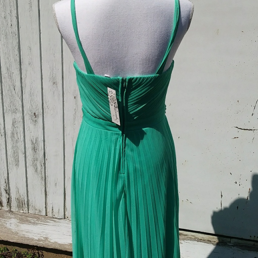 Speechless Juniors Size 9 Full Length Evening/Prom Gown New - Picture 4 of 8